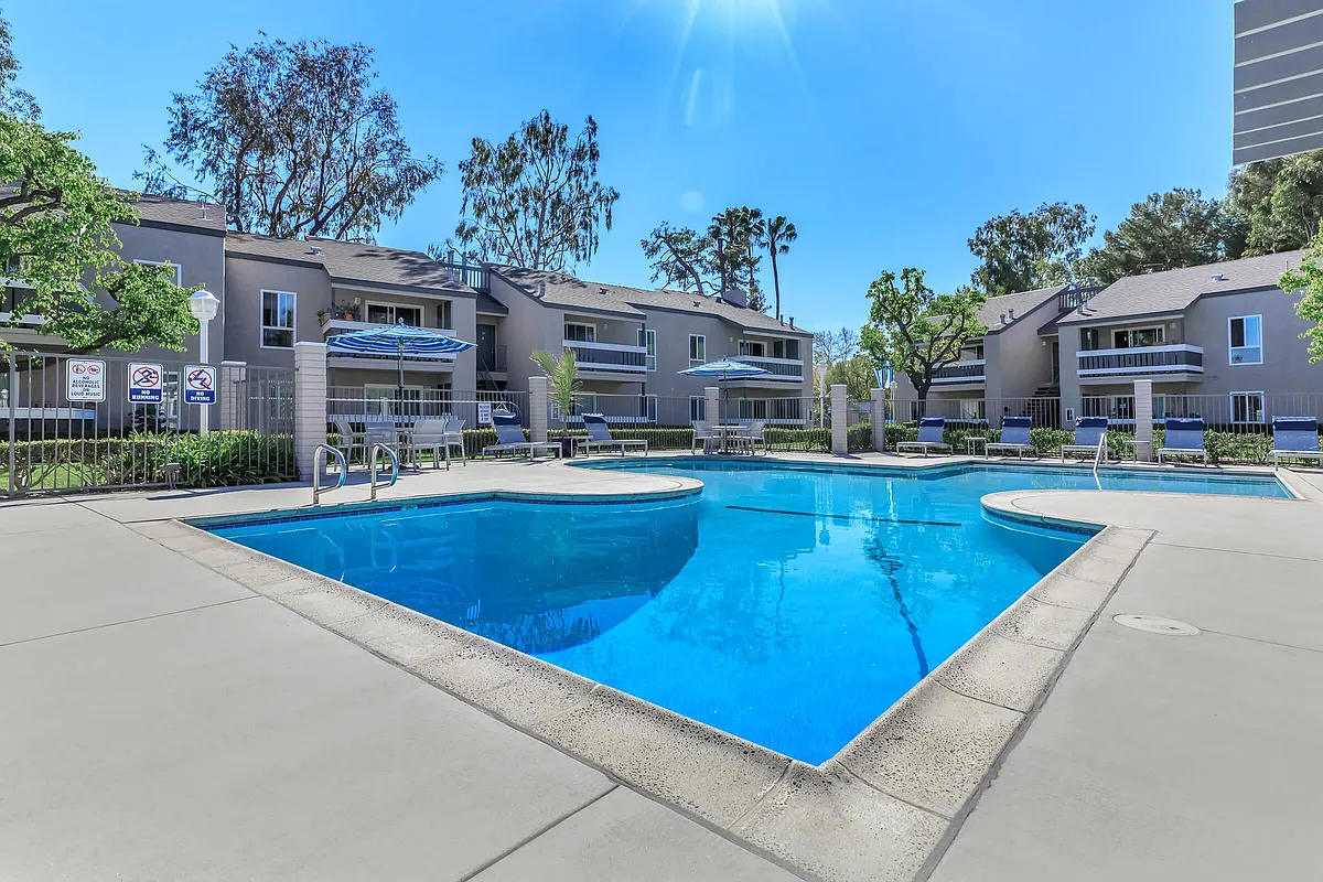 Building Photo - Peartree Apartments