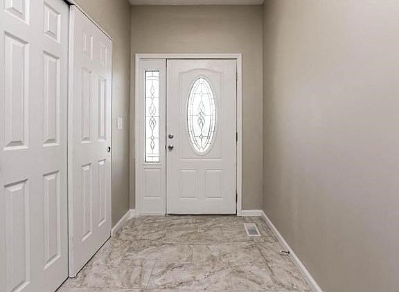 2nd image of 212 Palace Way Dr