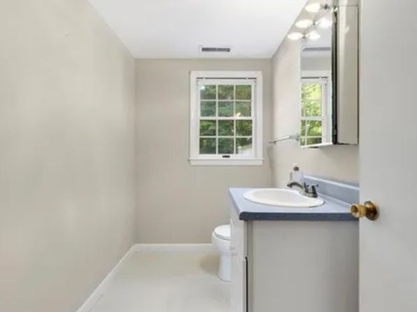 3837-3839 Main St #2