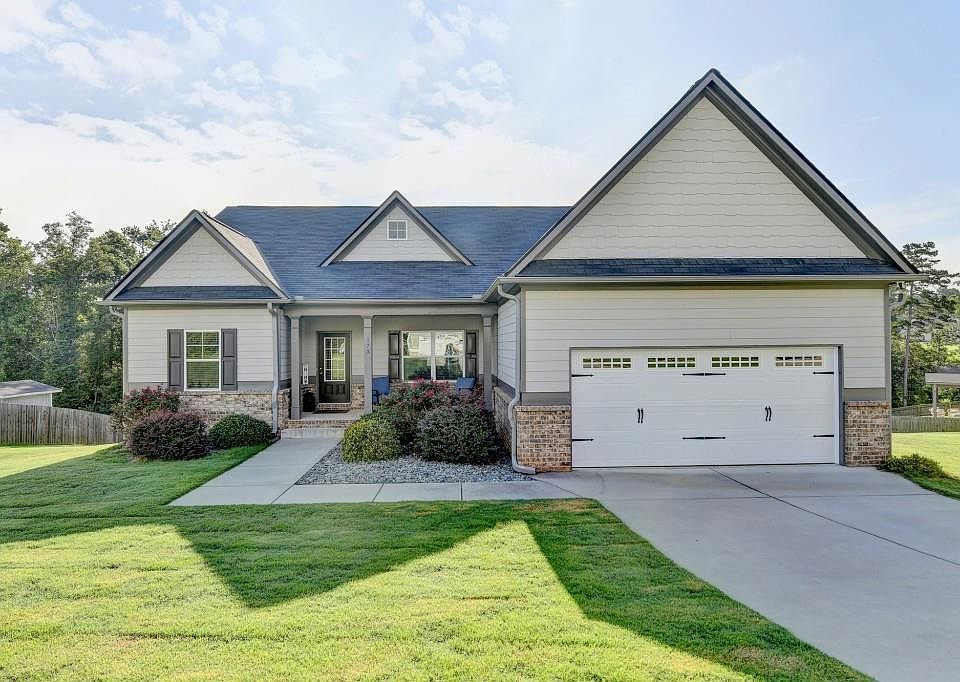 1st image of 173 Deer Wood Dr