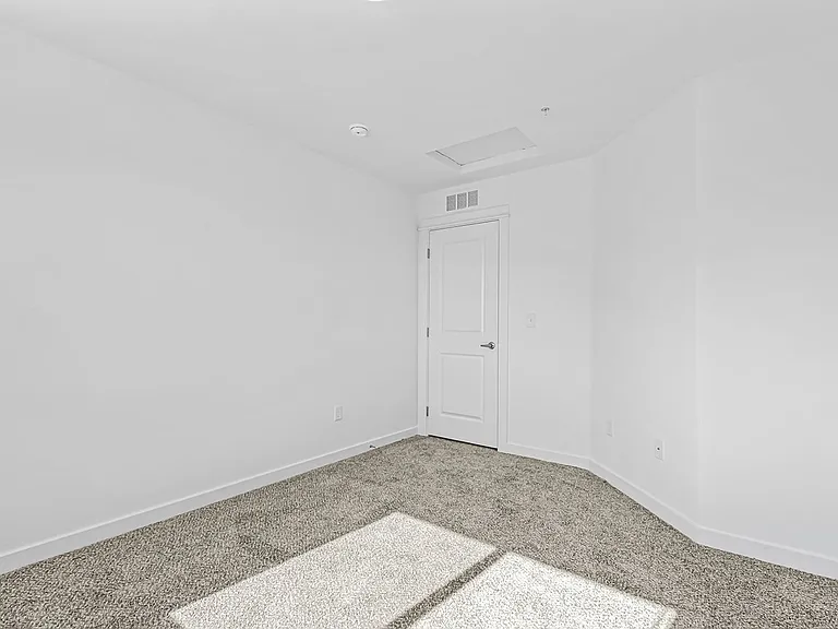 Midway Townhomes — Photo 40