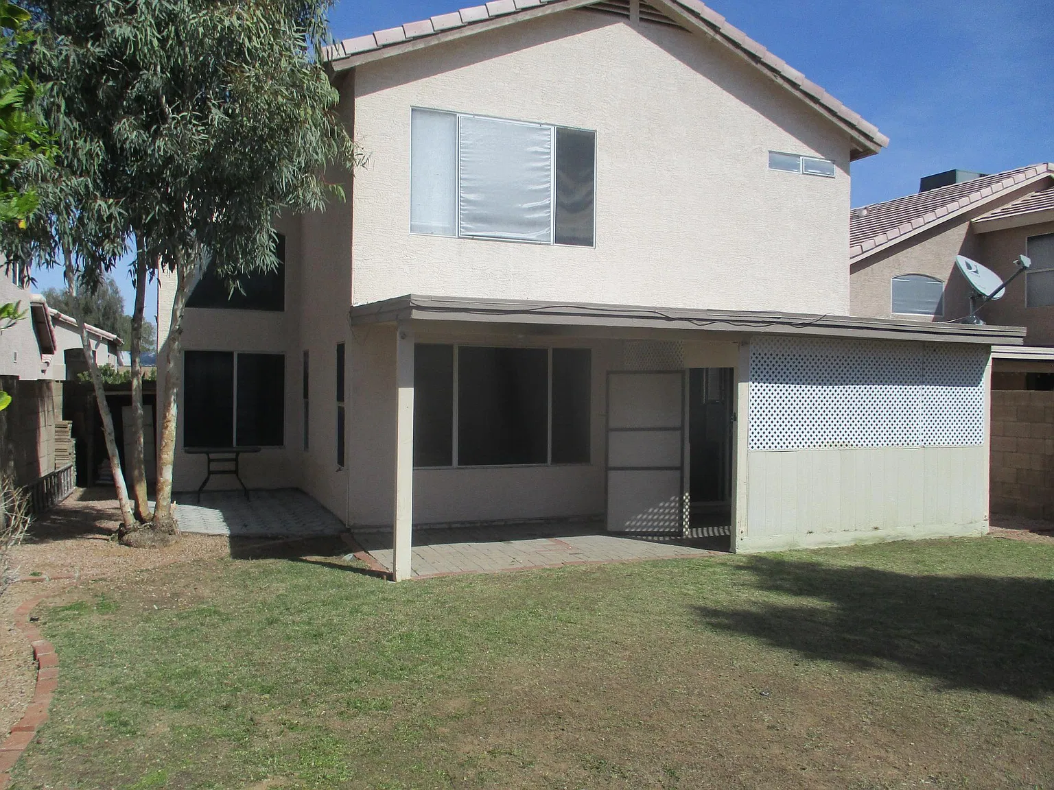 3 bed, 2.5 bath, 1848 sqft, $2,395 — Photo 2
