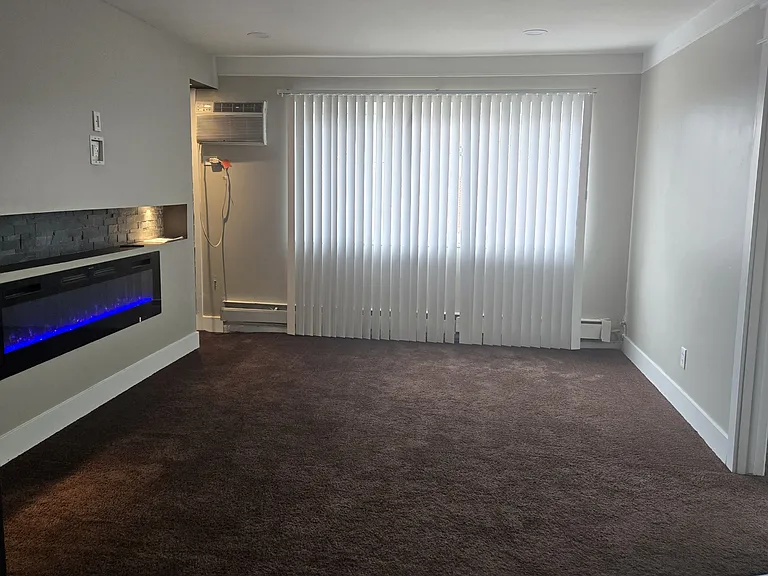 15142 Tireman Ave #7 — Photo 4