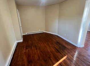 629 S 3rd St #1, Rockford, IL