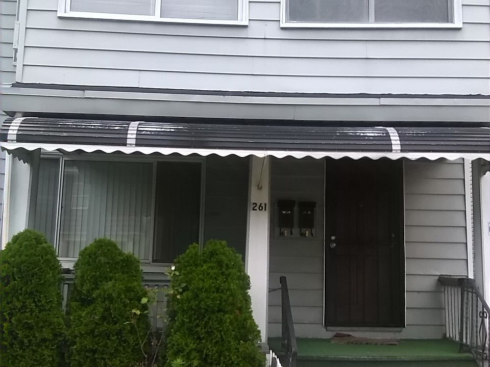 2nd image of 261 Vermont Ave #1