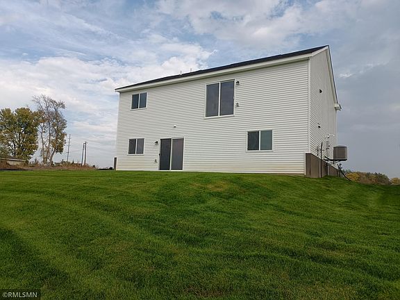 4th image of 1107 Otto Dr N
