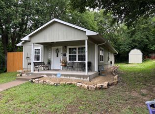 321 15th St, Ogden, KS 66517
