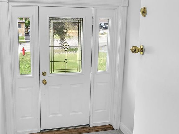 2nd image of 53 Wilstead Dr