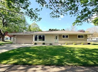 2407 Newman St, Janesville, WI 53545