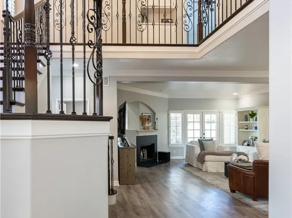 998 Blue Mountain Cir, Thousand Oaks, CA 91362
