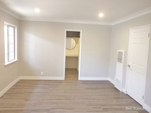 3rd image of 225 N Catalina St APT 2