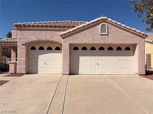 212 Horizon Peak Dr Photo 1