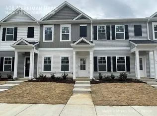 408 Merriman Dr, Selma, NC 27576