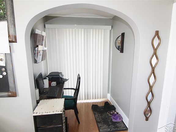 3rd image of 2023 Harry St