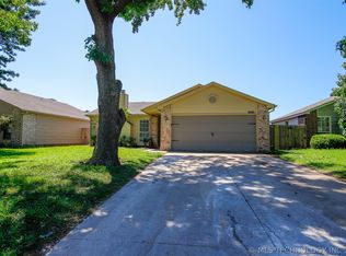 1040 E 64th St, Tulsa, OK 74136