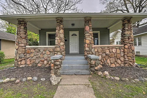 516 N Logan St Photo 1