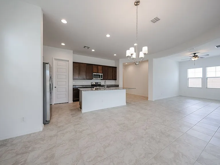 7616 W Bronco Trl — Photo 13