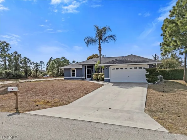 2908 Colin Ave S, Lehigh Acres, FL 33976