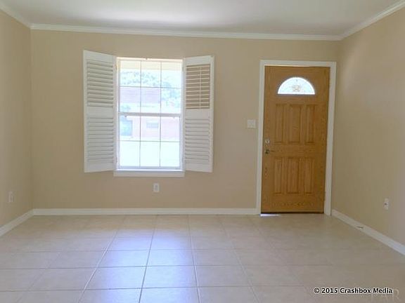 2nd image of 1115 Bayview Ln