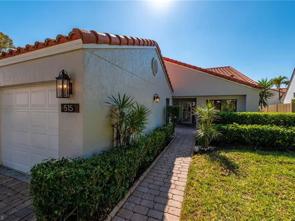 515 Beachwalk CIR, NAPLES, FL 34108