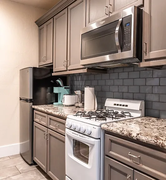 427 S 3rd St #3 — Photo 10