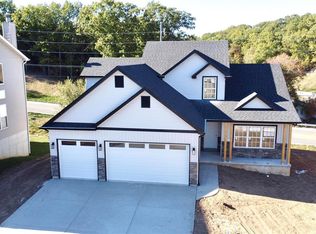 5009 Double Tree Dr, Imperial, MO 63052