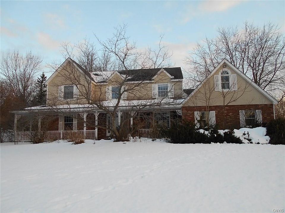 1st image of 8258 Drinkwater Ln