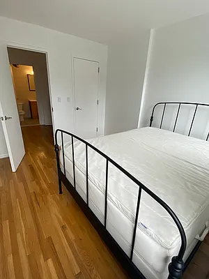 Rented by Keller Williams NYC | media 13