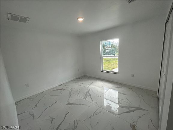 4th image of 27132 Mandalay Dr