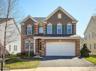 8405 Churchside Dr, Gainesville, VA 20155