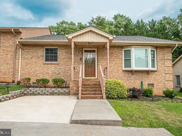 614 Mount View St, Front Royal, VA 22630