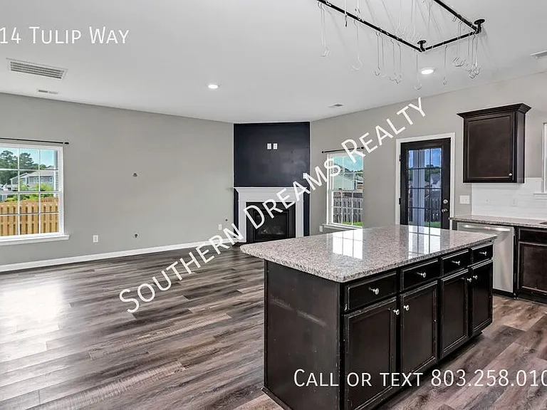414 Tulip Way — Photo 14