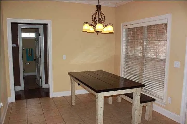 614 Oak Park Cir — Photo 31