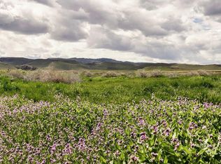 10311 Pheasant Ln, Melba, ID 83641