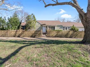 702 Haines Blvd, Champaign, IL