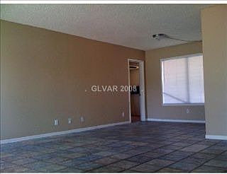 2nd image of 3848 Majestic Dr