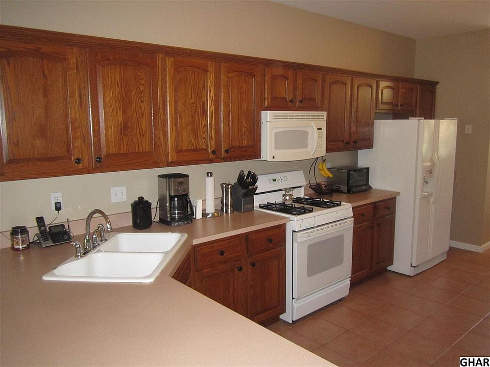 6421 Whisper Wood Ln, Harrisburg, PA 17112 Zillow