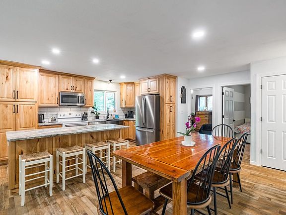 5th image of 1431 N 14TH AVENUE