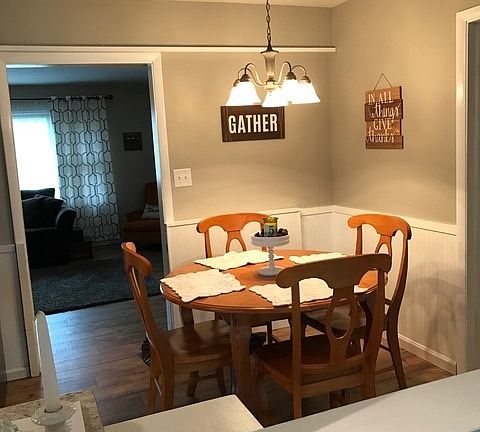 4th image of 2919 Brady Ln