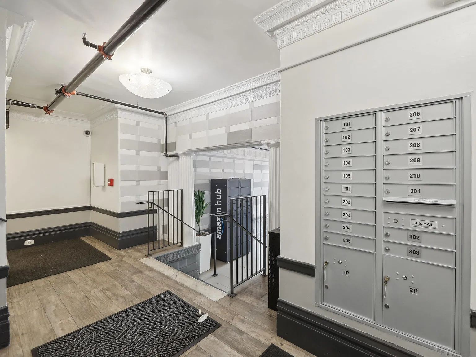 691 O'Farrell Street — Photo 3