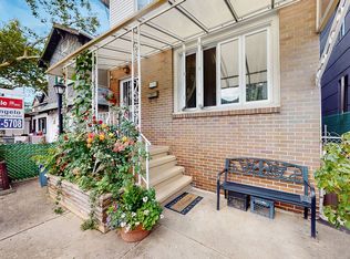 2749 E 11th St, Brooklyn, NY 11235