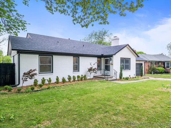 2352 S Delaware Ct, Tulsa, OK 74114