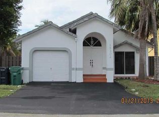 15304 SW 53rd St, Miami, FL 33185