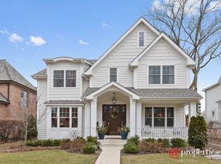 1031 Oak St, Winnetka, IL 60093