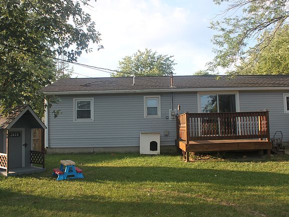 5th image of 114 Green Park Dr