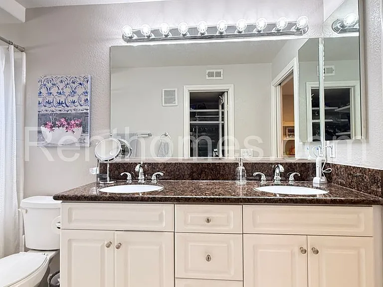 2760 Farragut Rd #113 — Photo 22