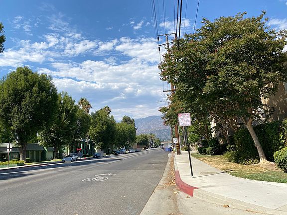 4th image of 1948 Buena Vista St