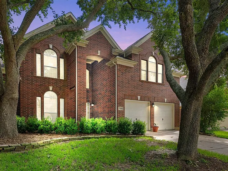 7410 Greatwood Grove Dr — Photo 1
