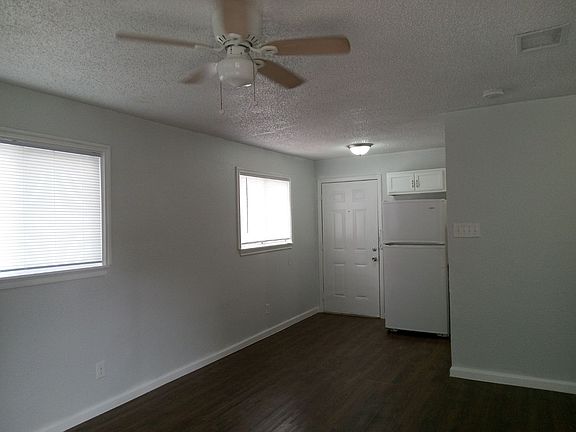 2nd image of 1829 Santiago St #1