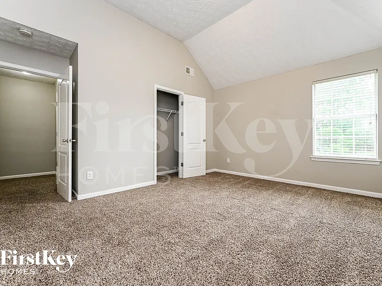 6496 Snowden Dr — Photo 17